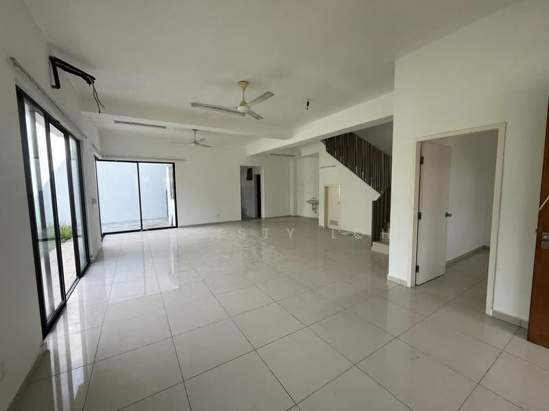 Cluster House for Rent in Setia Ecohill (Semenyih) - christy Loh - Living Room - PropertyGuru.com.my