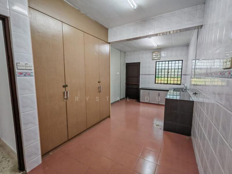 Rumah Teres 1-Tingkat untuk Disewa di Taman Pelangi (Johor Bahru) - Crystal Du - Kitchen - PropertyGuru.com.my
