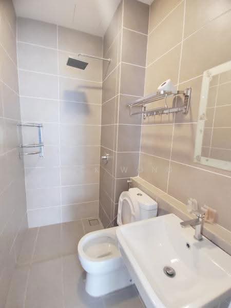 Service Residence for Sale at D'Pristine - Jack Wong - Bathroom - PropertyGuru.com.my