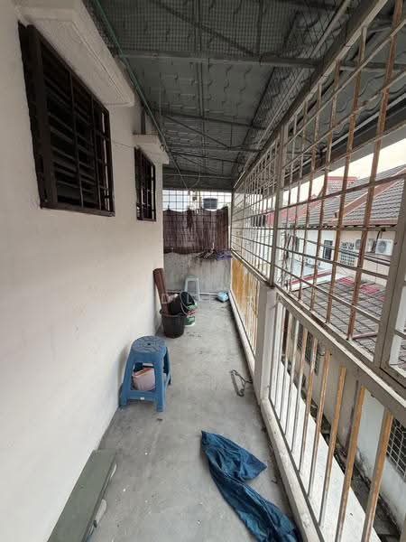 Rumah Teres untuk Dijual di Usj 12 (Subang Jaya) - Cindle Tai - Balcony - PropertyGuru.com.my