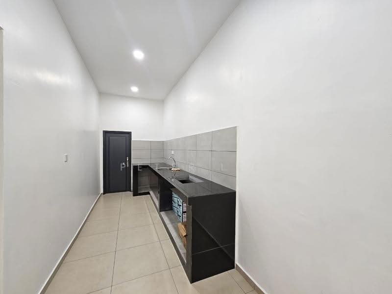 Rumah Teres 1-Tingkat untuk Dijual di Ujong Pasir (Melaka) - Peter Lee - Kitchen - PropertyGuru.com.my
