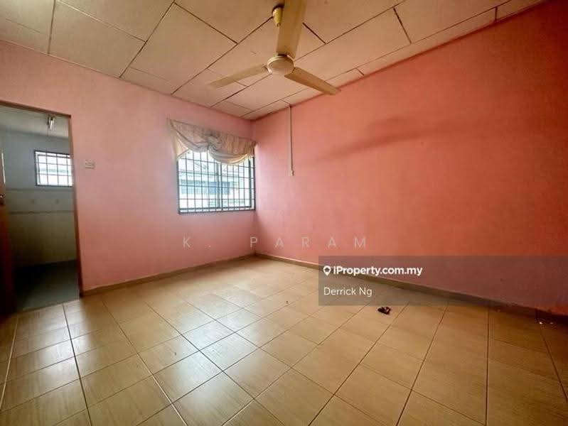 2-storey Terraced House for Sale in Sungai Petani (Kedah) - K. Param - Living Room - PropertyGuru.com.my