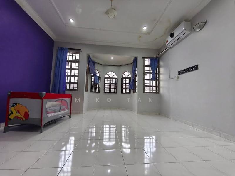 Rumah Teres 2-Tingkat untuk Disewa di Kampung Pasir Puteh (Ipoh) - Miko Tan - Bedroom - PropertyGuru.com.my