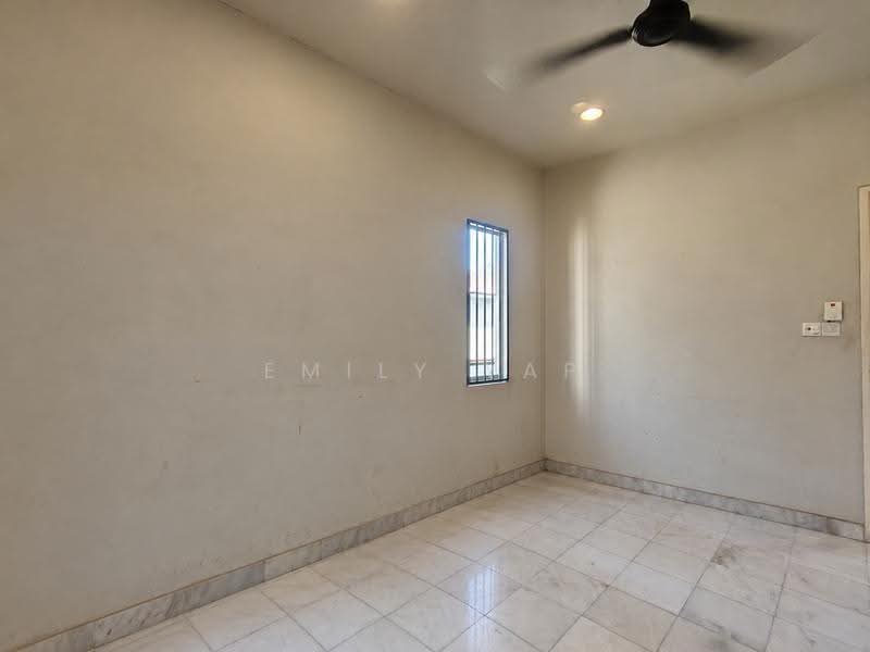3nd bedroom