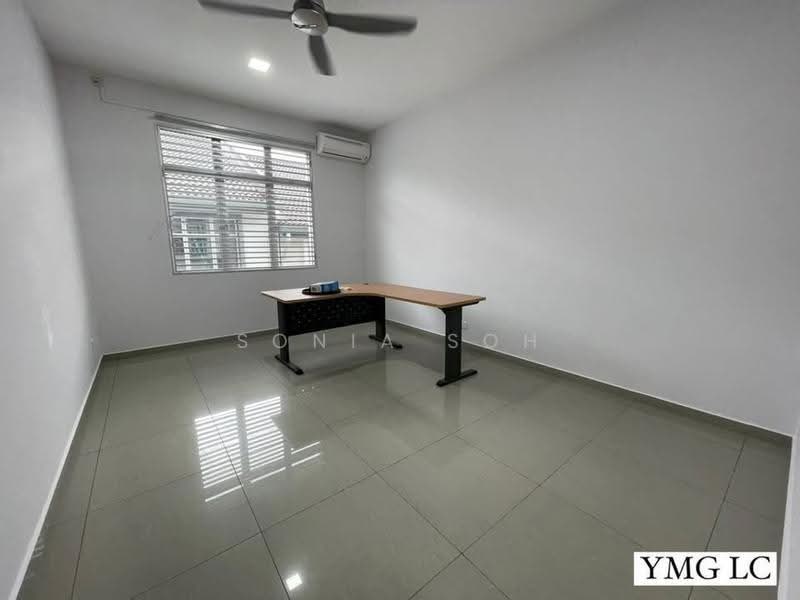 2-storey Terraced House for Sale in Setia Damai (Setia Alam) - Sonia Soh - Study - PropertyGuru.com.my