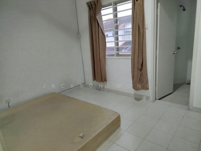 Townhouse for Rent in Puchong (Selangor) - Jackson Wong - Bedroom - PropertyGuru.com.my