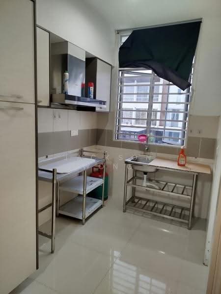 Townhouse for Rent in Puchong (Selangor) - Jackson Wong - Kitchen - PropertyGuru.com.my