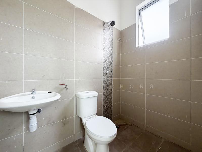 1-storey Terraced House for Sale in Kampar (Perak) - Presley Chong - Bathroom 2 - PropertyGuru.com.my