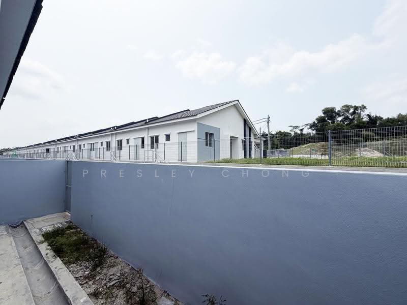 1-storey Terraced House for Sale in Kampar (Perak) - Presley Chong - Backyard - PropertyGuru.com.my