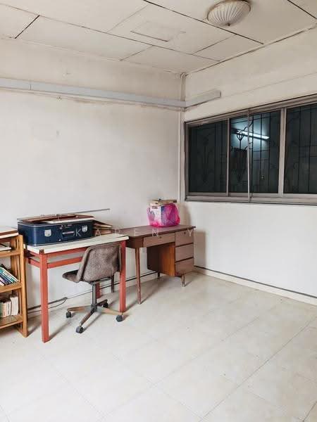 2-storey Terraced House for Sale in Taman Kolam Air (Johor Bahru) - Karen Yeo - PropertyGuru.com.my