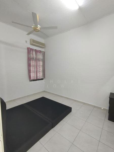 1-storey Terraced House for Rent in Taman Nusa Bestari 2 (Iskandar Puteri (Nusajaya)) - Nicholas Low - Bedroom - PropertyGuru.com.my
