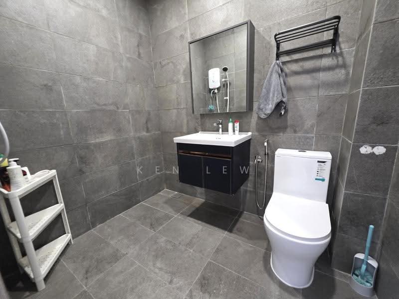 2-storey Terraced House for Sale in Taman Segar (Cheras) - Ken Lew - Bathroom - PropertyGuru.com.my