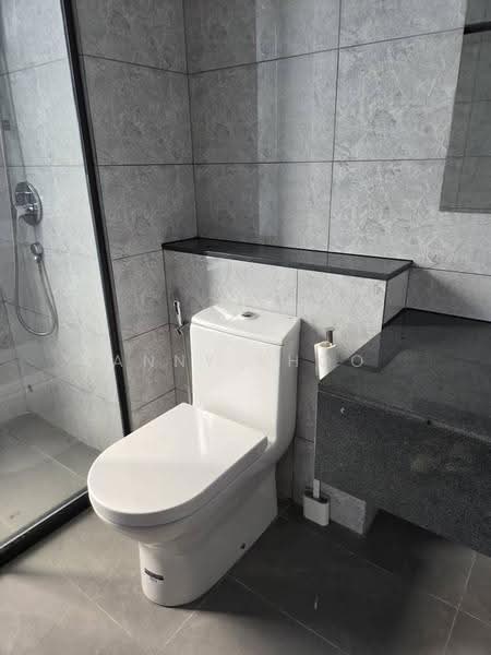 Kondominium untuk Disewa di Jesselton Twin Towers - ANNY KHOO - Bathroom - PropertyGuru.com.my