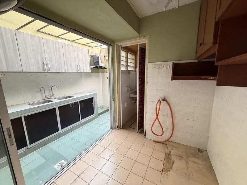 2-storey Terraced House for Sale in Usj 9 (Subang Jaya) - Cindle Tai - Kitchen - PropertyGuru.com.my