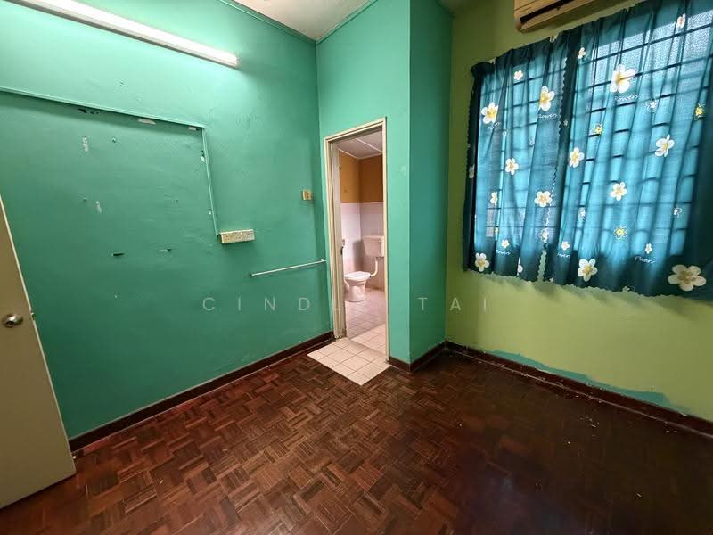 2-storey Terraced House for Sale in Usj 9 (Subang Jaya) - Cindle Tai - Bathroom - PropertyGuru.com.my