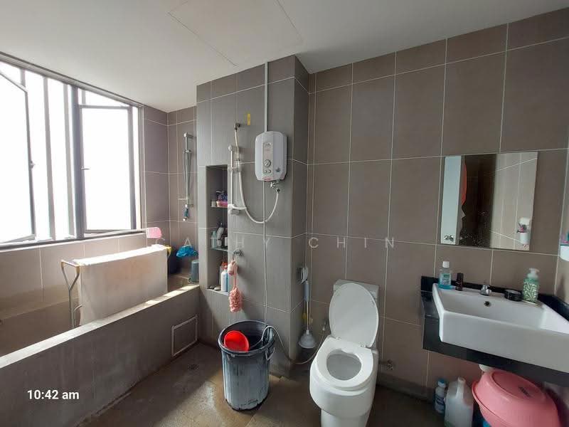 Service Residence for Sale at You Vista @ You City - Cathy Chin - Bathroom - PropertyGuru.com.my