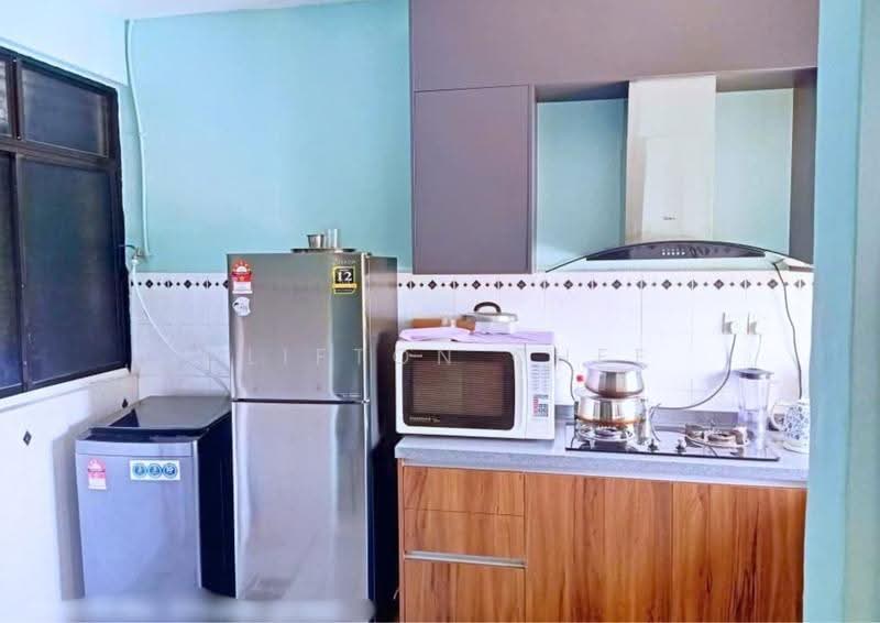 Condominium for Rent at Azuria Condominium - Clifton Chee - Kitchen - PropertyGuru.com.my