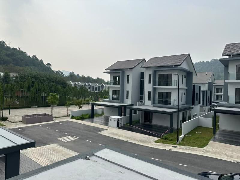 Semi-Detached House for Rent in Ampang (Selangor) - YK. Ho - Exterior - PropertyGuru.com.my