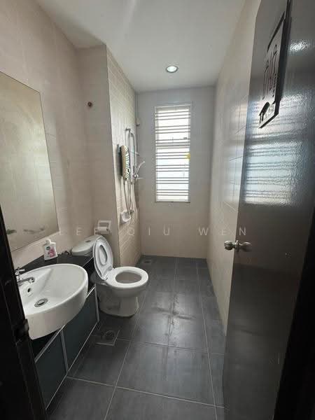 Semi-Detached House for Rent in Horizon Hills (Iskandar Puteri (Nusajaya)) - Lee Qiu Wen - Bathroom - PropertyGuru.com.my