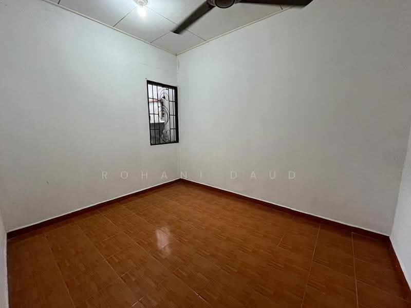 Rumah Teres 1-Tingkat untuk Dijual di Bandar Tasik Kesuma (Beranang) - Rohani Daud - Interior - PropertyGuru.com.my