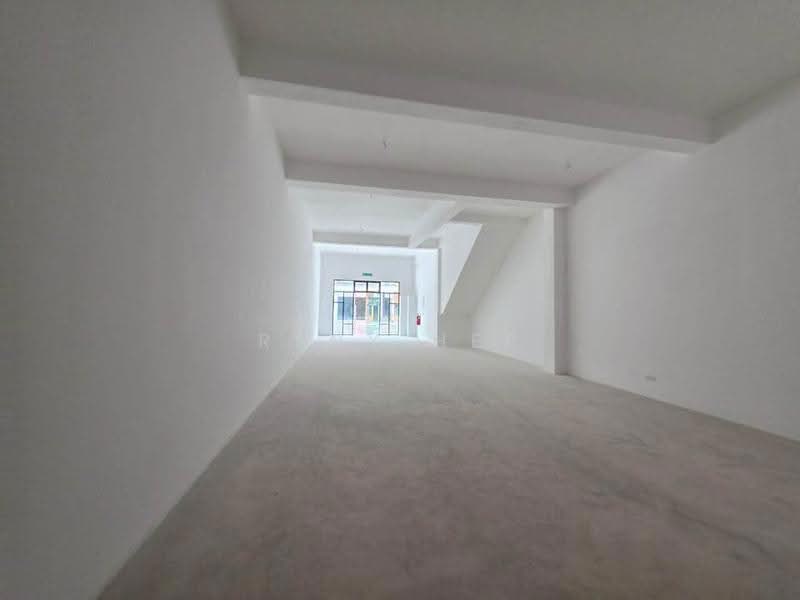 Kedai untuk Disewa di Bandar Baru Permas Jaya (Permas Jaya) - Reny Hee - PropertyGuru.com.my