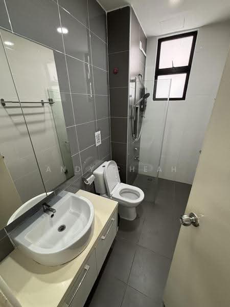 Kediaman Servis untuk Disewa di The Platino Serviced Apartment - Andy Cheah - Bathroom - PropertyGuru.com.my