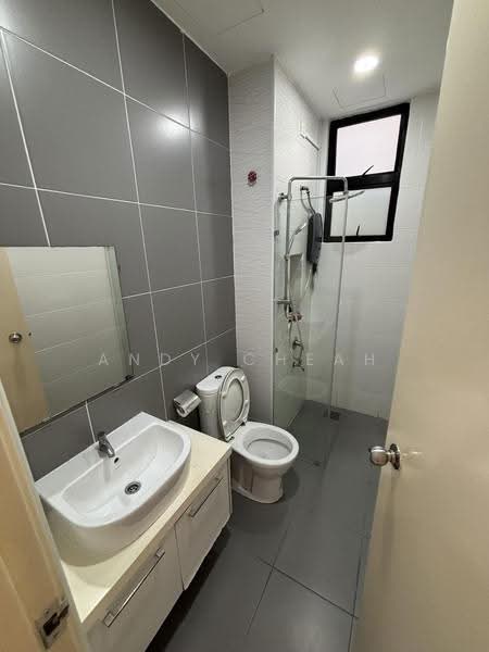 Kediaman Servis untuk Disewa di The Platino Serviced Apartment - Andy Cheah - Bathroom - PropertyGuru.com.my