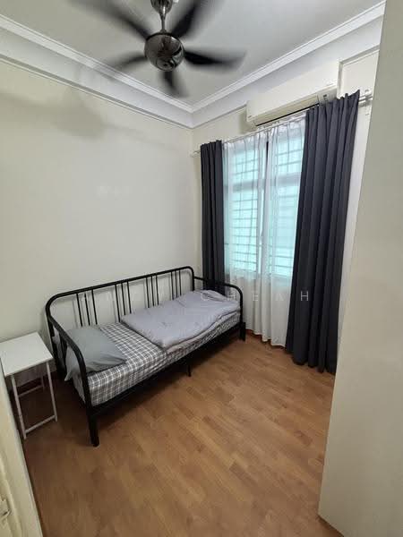 Kediaman Servis untuk Disewa di The Platino Serviced Apartment - Andy Cheah - Bedroom - PropertyGuru.com.my
