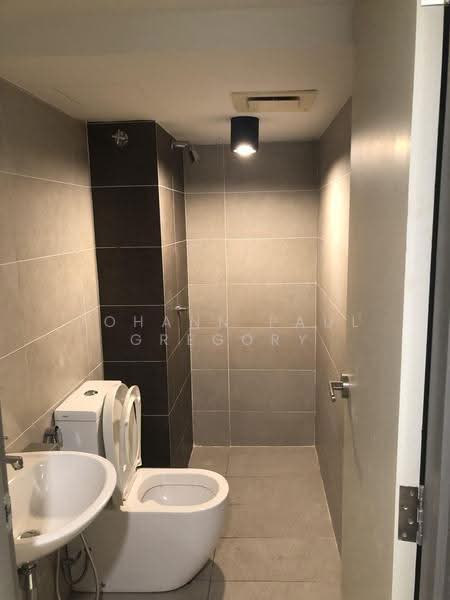 Pejabat untuk Dijual di Pjs 52 (Petaling Jaya) - Johann Paul Gregory - Bathroom - PropertyGuru.com.my
