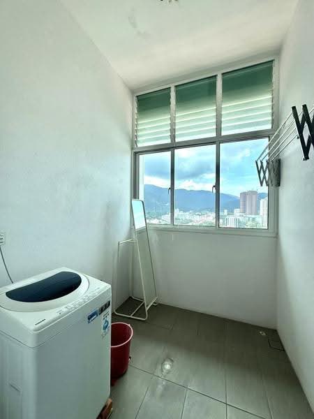 Kondominium untuk Disewa di The Cantonment - Gan Chun Kai - Balcony - PropertyGuru.com.my