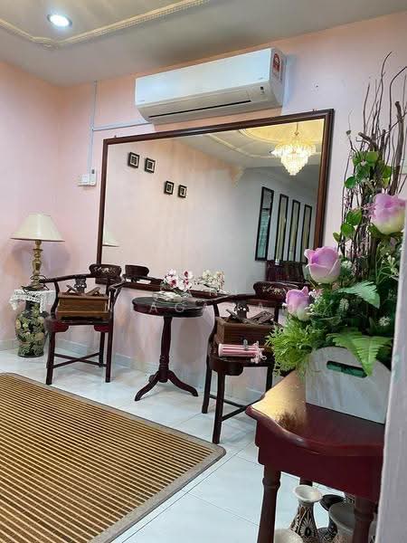 Rumah Teres 2-Tingkat untuk Dijual di Taman Bertam Jaya (Cheng) - Sani Niagawan - Living Room - PropertyGuru.com.my