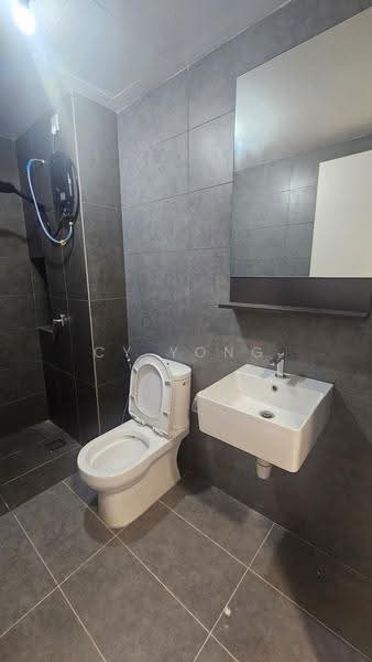 Condominium for Rent at D'Terra Residences - CY Yong - Bathroom - PropertyGuru.com.my