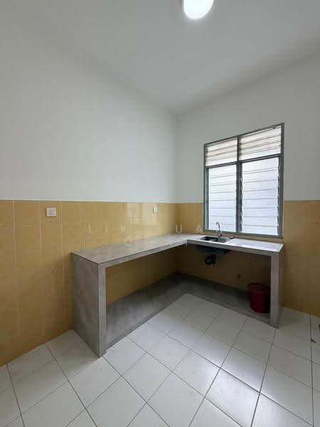 2-storey Terraced House for Sale in Bandar Jaya Putra (Johor Bahru) - Lik Xuan Chai - Kitchen - PropertyGuru.com.my