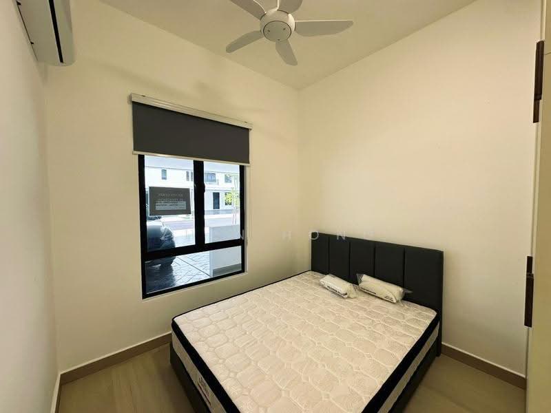 Rumah Bandar untuk Disewa di Bandar Cassia (Batu Kawan) - Zhen Hong - Bedroom - PropertyGuru.com.my
