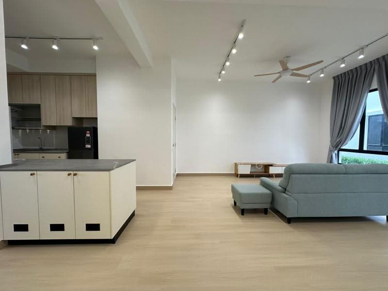 Rumah Bandar untuk Disewa di Bandar Cassia (Batu Kawan) - Zhen Hong - Living Room - PropertyGuru.com.my