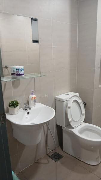 Kediaman Servis untuk Dijual di TRIO By Setia - John Tee - Bathroom - PropertyGuru.com.my