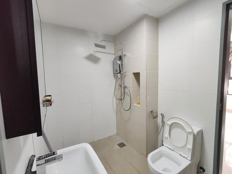Kediaman Servis untuk Disewa di TRIO By Setia - John Tee - Bathroom - PropertyGuru.com.my