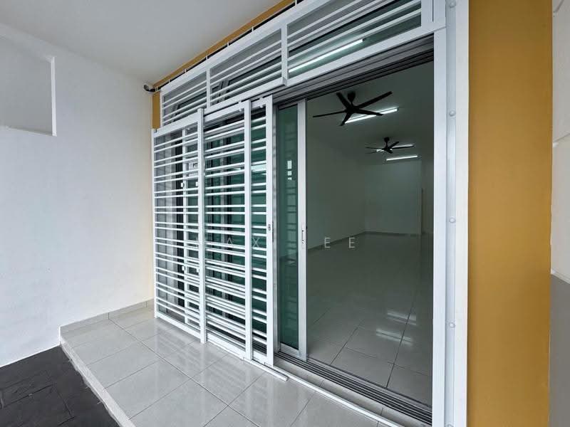 1-storey Terraced House for Rent in Bandar Putra Kulai (Kulai) - Max Yee - Living Room - PropertyGuru.com.my
