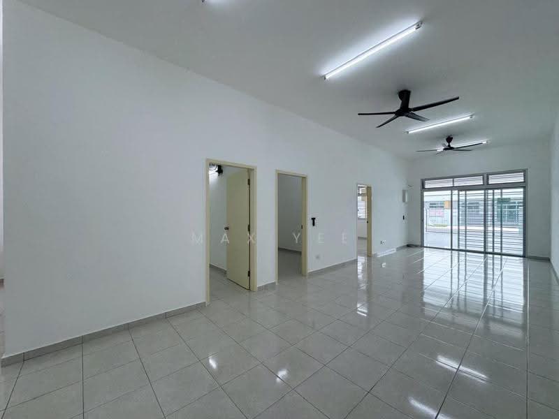 1-storey Terraced House for Rent in Bandar Putra Kulai (Kulai) - Max Yee - Living Room - PropertyGuru.com.my