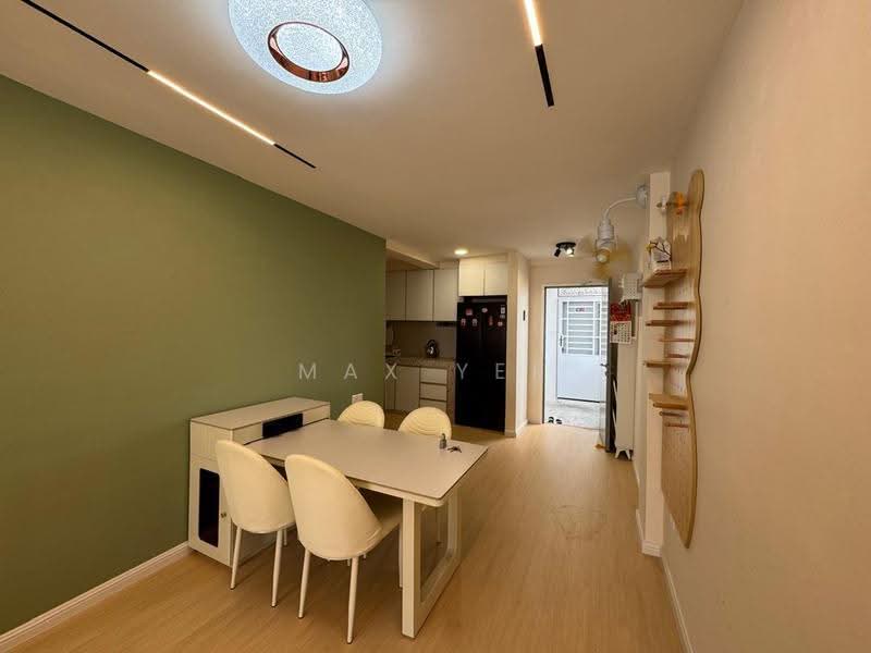Apartment for Rent at Pangsapuri Pulai Mutiara 3 - Max Yee - Dining Room - PropertyGuru.com.my