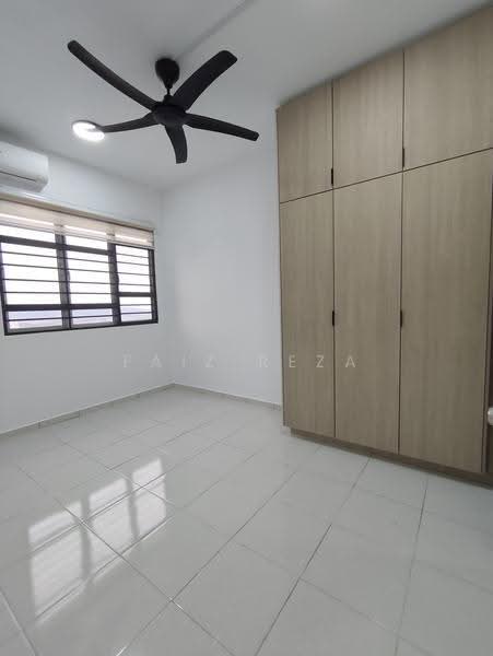 Pangsapuri untuk Disewa di Residensi Adelia 2 - FAIZ REZA - Bedroom - PropertyGuru.com.my