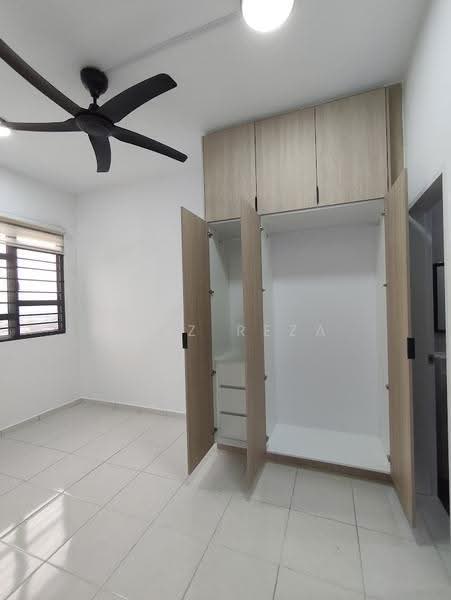 Pangsapuri untuk Disewa di Residensi Adelia 2 - FAIZ REZA - Bedroom - PropertyGuru.com.my