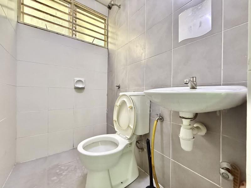 Apartment for Sale at Residensi Warnasari 2 - Syafiq Sharifudin - PropertyGuru.com.my