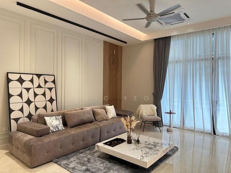 Kondominium untuk Disewa di 18 Madge - Eric Yeo - Living Room - PropertyGuru.com.my