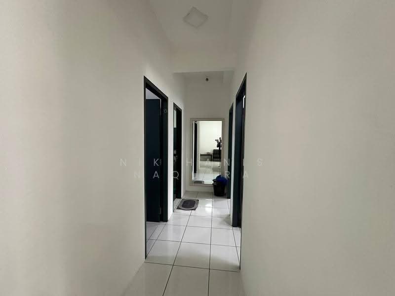 Service Residence for Rent at Kita Impian @ Cybersouth - Nik Hanis Naquira - Corridor - PropertyGuru.com.my