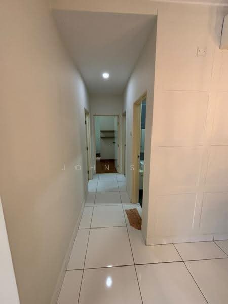 Kediaman Servis untuk Disewa di The Platino Serviced Apartment - John Sia - Corridor - PropertyGuru.com.my