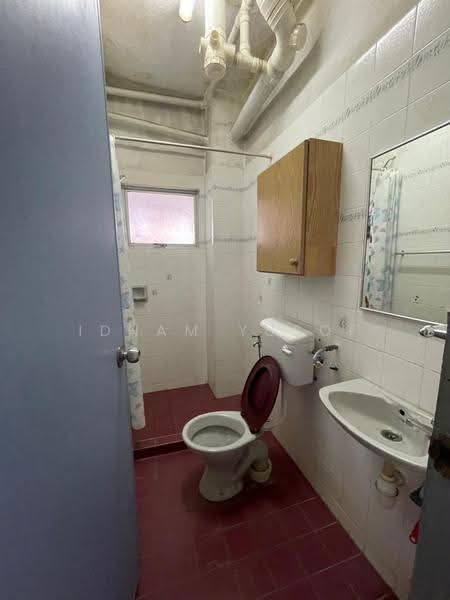 Kondominium untuk Dijual di Sri Permata - Idham Yusof - Bathroom - PropertyGuru.com.my