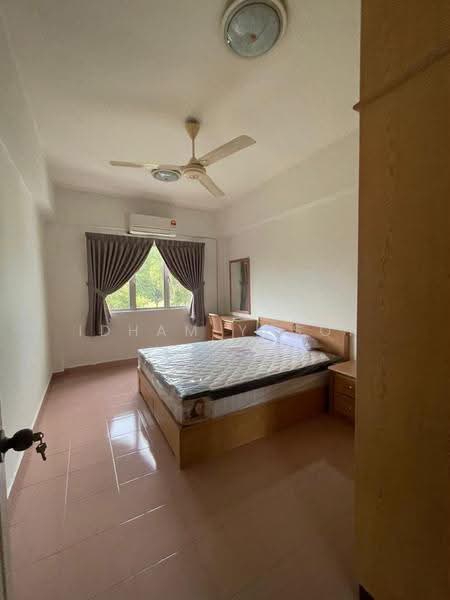 Kondominium untuk Dijual di Sri Permata - Idham Yusof - Bedroom - PropertyGuru.com.my