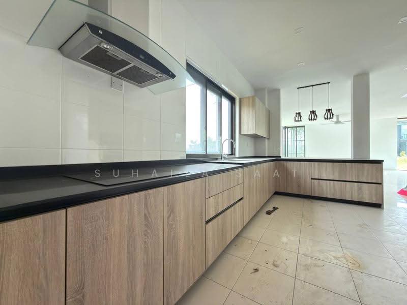 Rumah Berkembar untuk Dijual di Denai Alam (Shah Alam) - Suhaila Saat - Kitchen - PropertyGuru.com.my