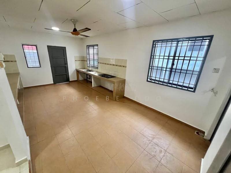 Rumah Teres untuk Dijual di Taman Damai Jaya (Skudai) - Phoebe Foo - Kitchen - PropertyGuru.com.my